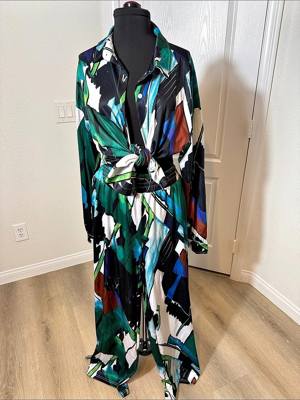 Abstract Print Wide-Leg Pant Suit in Black & Green XL